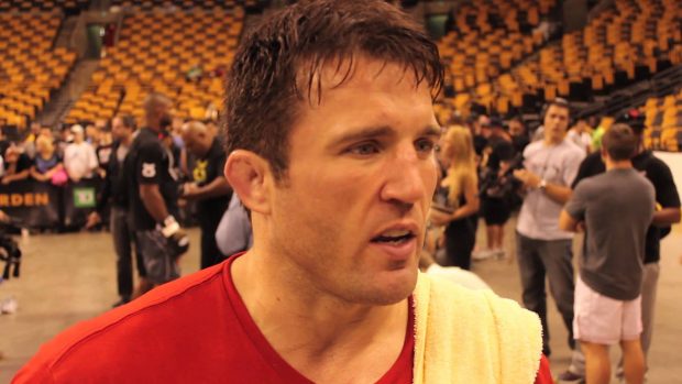 Chael Sonnen talks Conor McGregor